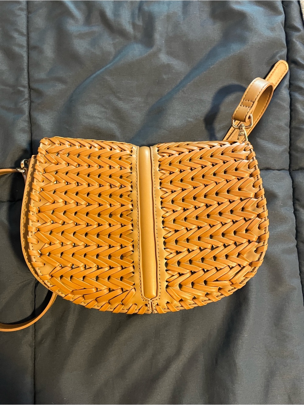 Woven Saddle Crossbody Bag - Tan